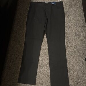 New with tags men’s dark gray chino slim fit pants 34x32